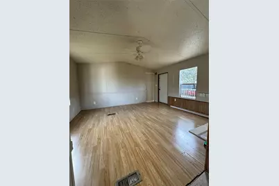 405 E Park Street, Cedar Park, TX 78613 - Photo 5