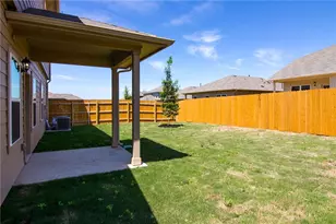 7012 Ranchito Dr, Austin, TX 78744 - Photo 33