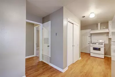 507 Bellevue Place #A, Austin, TX 78705 - Photo 11