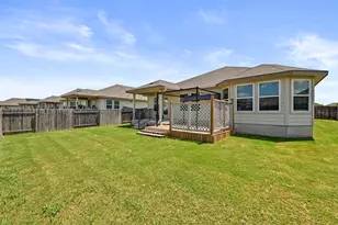 114 Grasslands Trl, Hutto, TX 78634 - Photo 37
