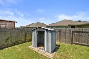 114 Grasslands Trl, Hutto, TX 78634 - Photo 33