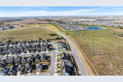 807 Gray Fox Loop, Hutto, TX 78634 - Photo 31