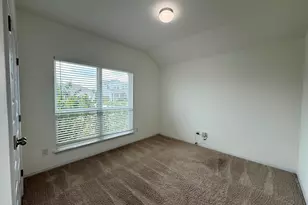 106 Watercourse Wy, Bastrop, TX 78602 - Photo 5