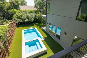 2411 McCall Rd, Austin, TX 78703 - Photo 11