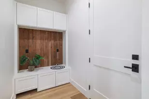 2411 McCall Rd, Austin, TX 78703 - Photo 37