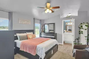 599 Rocky Ln, Luling, TX 78648 - Photo 11