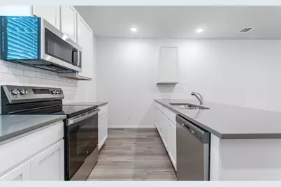 500 Municipal Drive #402, Leander, TX 78641 - Photo 3