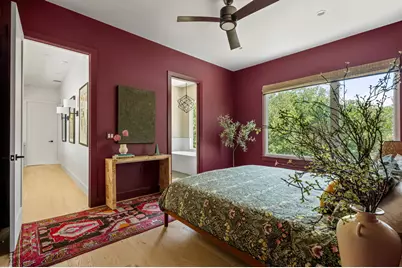 608 Brentwood Street #B, Austin, TX 78752 - Photo 11