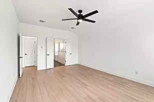 116 Elm Vw Dr, Georgetown, TX 78628 - Photo 9