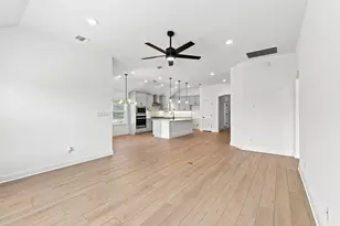 116 Elm Vw Dr, Georgetown, TX 78628 - Photo 7