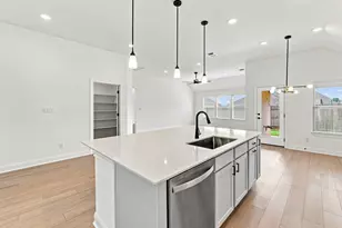 116 Elm Vw Dr, Georgetown, TX 78628 - Photo 5
