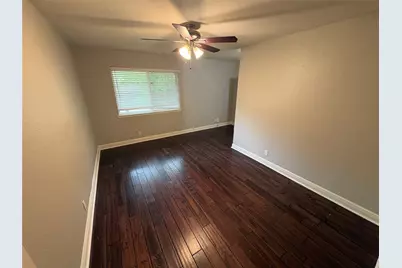 10106 Missel Thrush Drive, Austin, TX 78750 - Photo 9