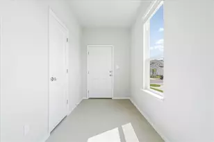 179 Living Reef Dr, Maxwell, TX 78656 - Photo 5