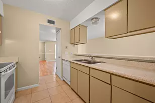 807 Castle Ridge Rd, Austin, TX 78746 - Photo 15