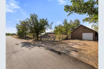 20416 Wilson Road, Coupland, TX 78615 - Photo 3