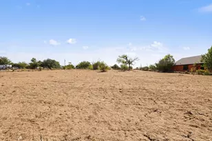 20416 Wilson Rd, Coupland, TX 78615 - Photo 39