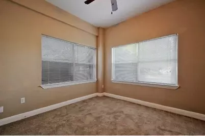 504 W 35th Street, Austin, TX 78705 - Photo 11