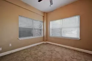 504 W 35th St, Austin, TX 78705 - Photo 11
