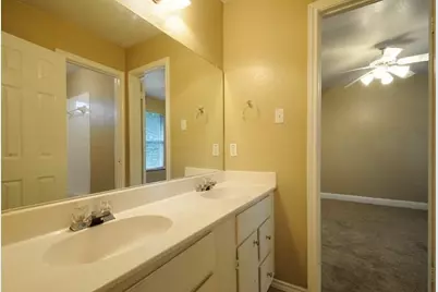 504 W 35th Street, Austin, TX 78705 - Photo 19