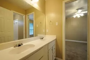504 W 35th St, Austin, TX 78705 - Photo 19
