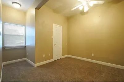 504 W 35th Street, Austin, TX 78705 - Photo 13