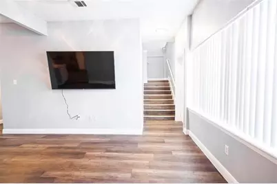 504 W 35th Street, Austin, TX 78705 - Photo 7