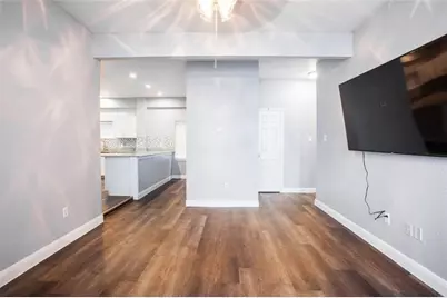 504 W 35th Street, Austin, TX 78705 - Photo 5