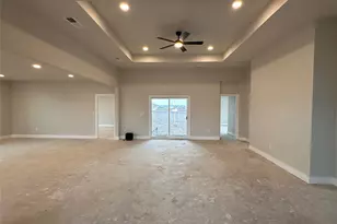 306 Centella Cir, Dale, TX 78616 - Photo 3