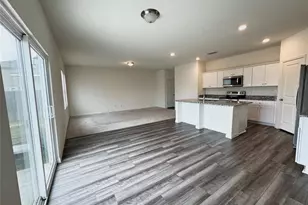 102 Gemsbok Rd, Hutto, TX 78634 - Photo 7