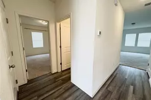 102 Gemsbok Rd, Hutto, TX 78634 - Photo 9