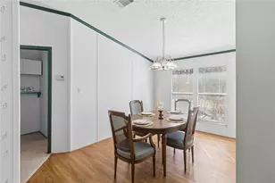 124 Suzanne Dr, Bastrop, TX 78602 - Photo 9