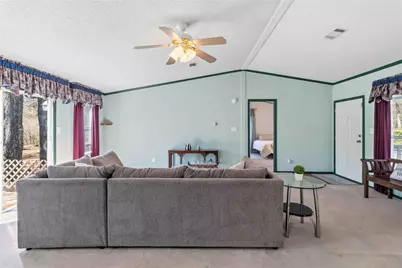 124 Suzanne Drive, Bastrop, TX 78602 - Photo 7