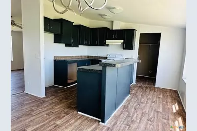 1212 Babylon Lane, Schulenburg, TX 78956 - Photo 5