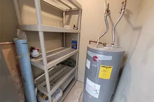 2410 Enfield Rd, Austin, TX 78703 - Photo 19