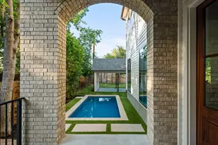 404 W 55th 1/2 St, Austin, TX 78751 - Photo 39