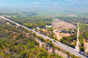 2777 Hwy 21 Hwy W, Dale, TX 78616 - Photo 15