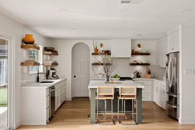 4701 Travis Country Circle, Austin, TX 78735 - Photo 9