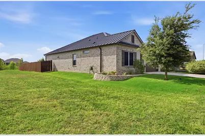 1100 S San Marcos Street, Manor, TX 78653 - Photo 3