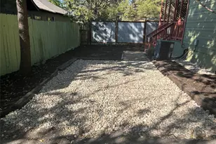 1603 Cedar Ave, Austin, TX 78702 - Photo 19