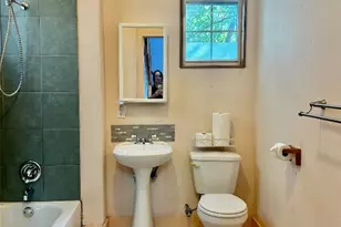 1603 Cedar Ave, Austin, TX 78702 - Photo 7