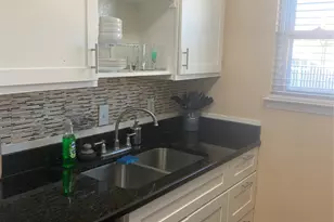 2401 Manor Rd, Austin, TX 78722 - Photo 11