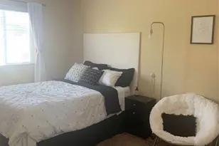 2401 Manor Rd, Austin, TX 78722 - Photo 9