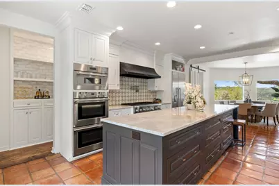 716 N Commons Ford Road, Austin, TX 78733 - Photo 5