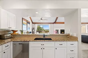 401 Hi There, Horseshoe Bay, TX 78657 - Photo 9