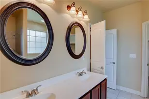 221 Geode Ln, Jarrell, TX 76537 - Photo 9