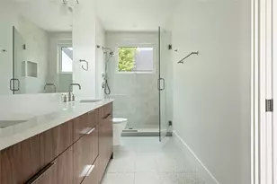 1215 Fort Branch Blvd, Austin, TX 78721 - Photo 25