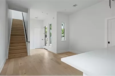 1215 Fort Branch Boulevard #2, Austin, TX 78721 - Photo 5