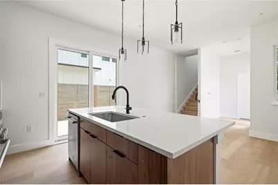 1215 Fort Branch Boulevard #2, Austin, TX 78721 - Photo 11