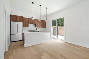 1215 Fort Branch Blvd, Austin, TX 78721 - Photo 7