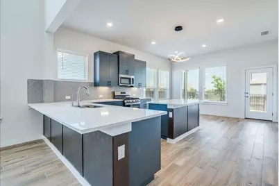 121 Camino Verde, San Marcos, TX 78666 - Photo 3